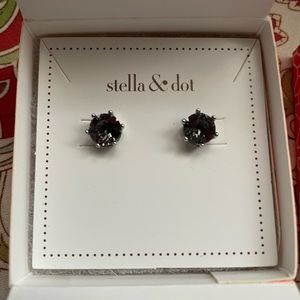 Stella & Dot, new Sparkle Studs Smokey. Never worn, new in box.